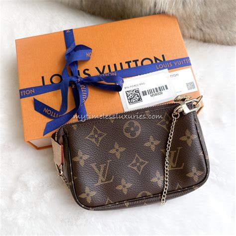 louis vuitton portachiavi pochette|louis vuitton monogram accessories.